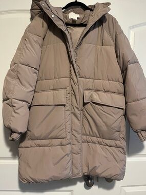 H&M Hooded Puffer Coat in Taupe